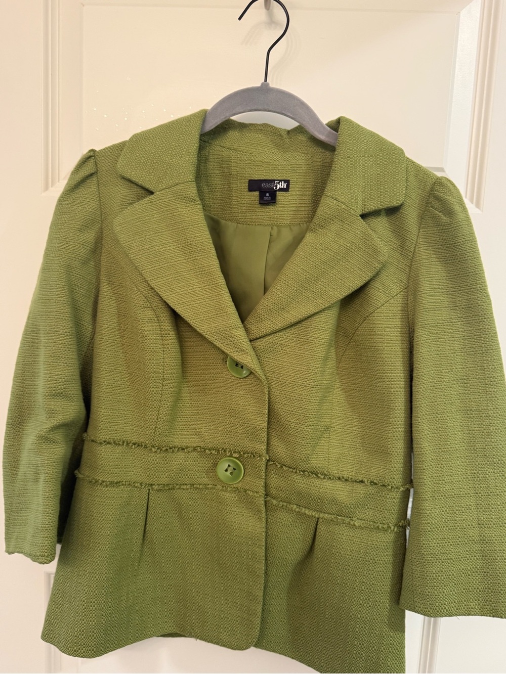 East 5th Olive Green Textured Cropped Blazer